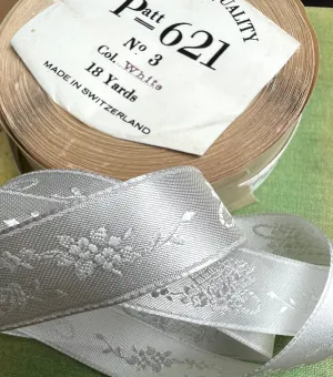1m Vintage Swiss 1.5cm Floral Ivory White Ribbon