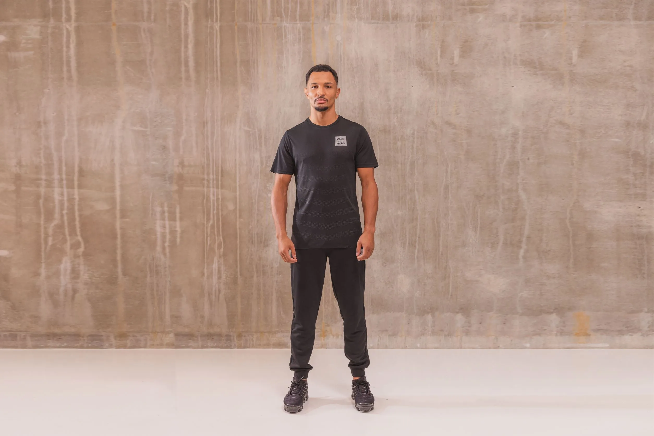 Black Rondi T-Shirt