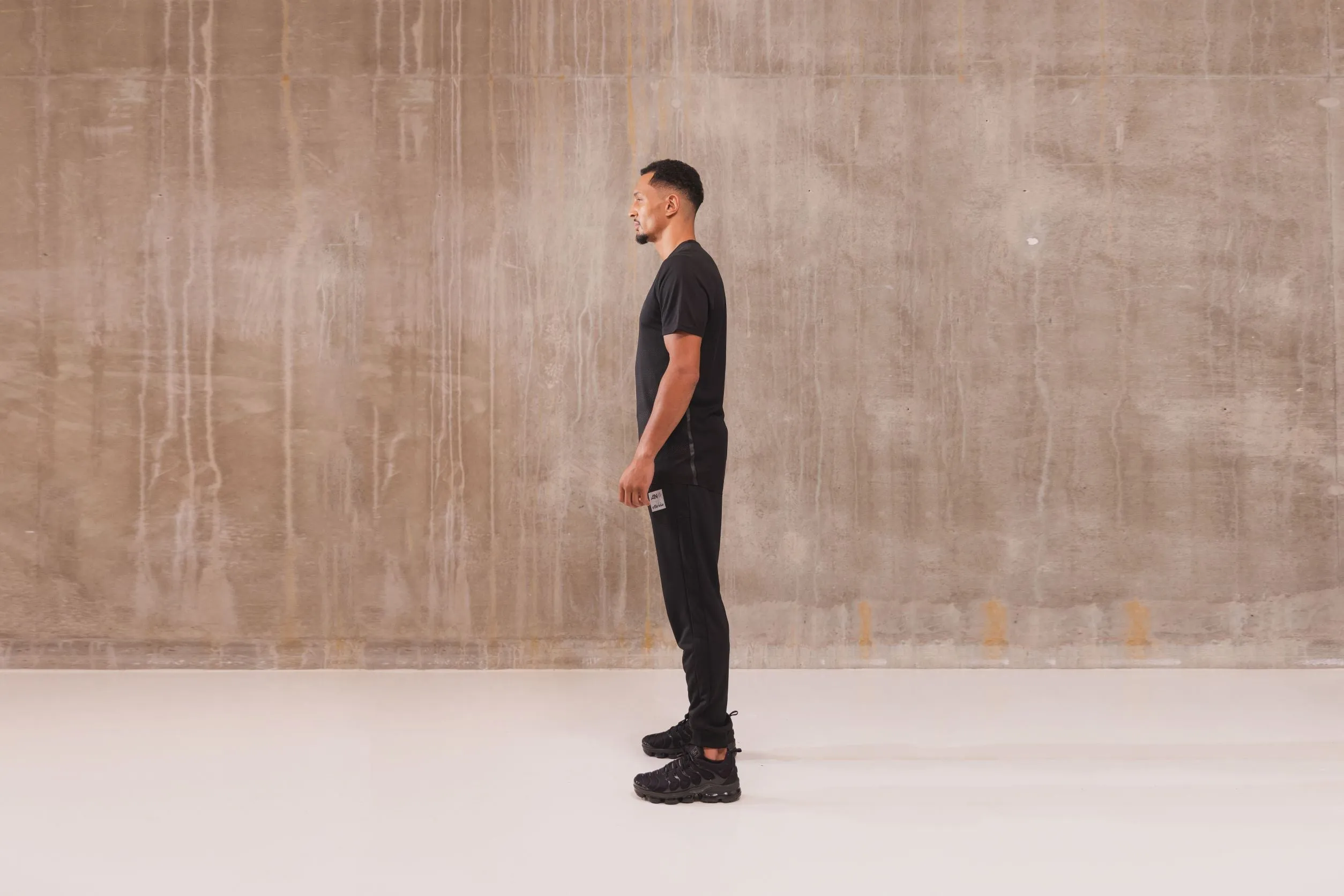 Black Rondi T-Shirt