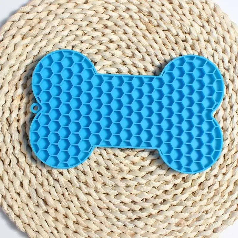 Bone-Shaped Silicone Lick Mat – Slow Feeder Pad for Treats and Peanut Butter