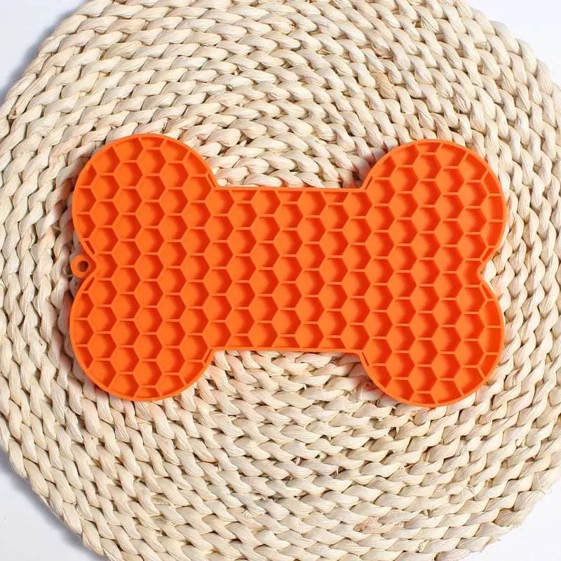 Bone-Shaped Silicone Lick Mat – Slow Feeder Pad for Treats and Peanut Butter