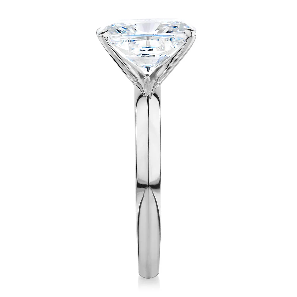 Cushion Radiant solitaire engagement ring with 3.49 carat* diamond simulant in 14 carat white gold