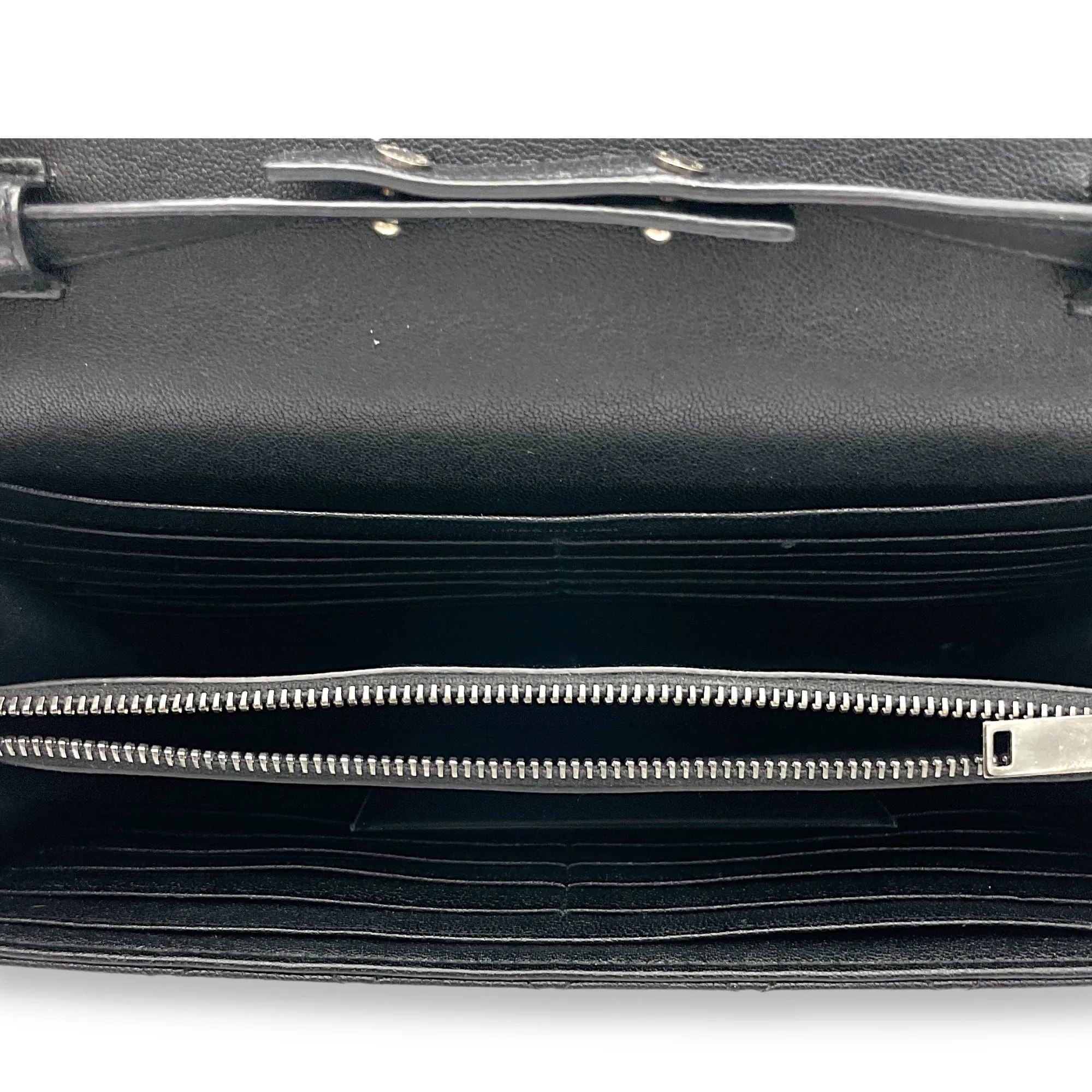 Envelope Wallet On Chain Black in Calfskin, Silver hardware