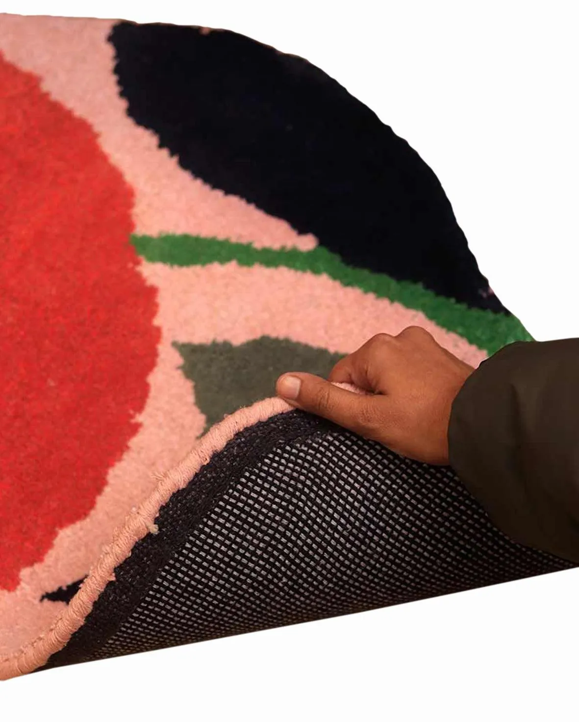Eye Catchy Tufted Flower Design Polyester Rug | 2.2x1.8 ft
