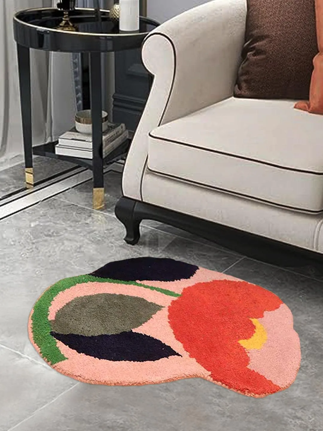 Floral Design Tufted Rug
