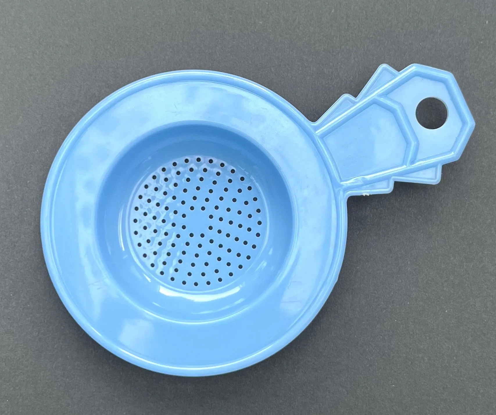 Glorious Deco Tea Strainer 13cm Made in England