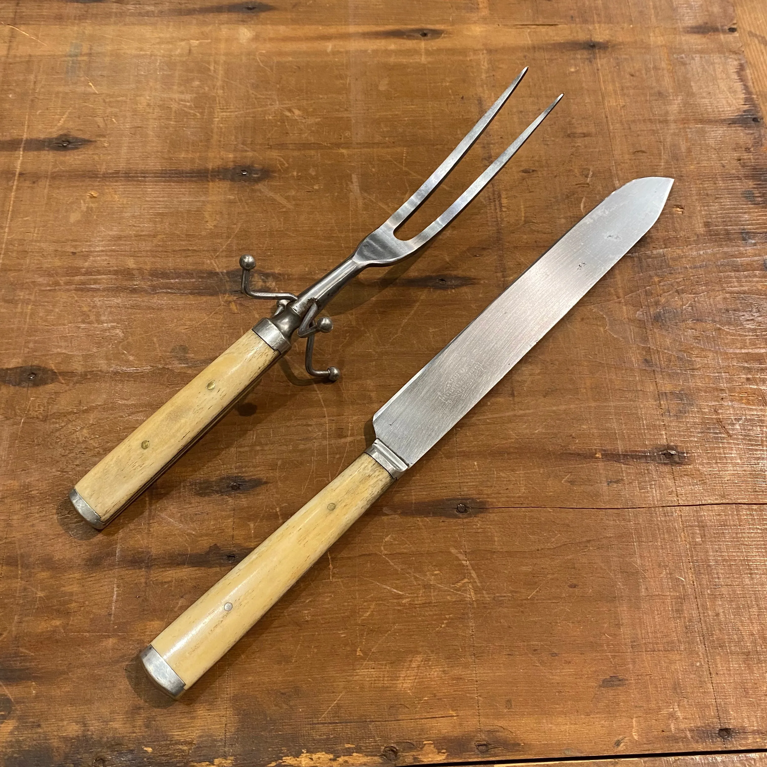 Landers Frary & Clark Aetna Works Carving Set ‘California Carver’ Style 1870’s-90’s?