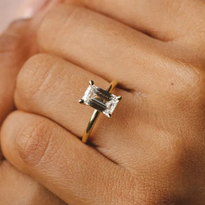Lara Emerald Diamond Engagement Ring Setting
