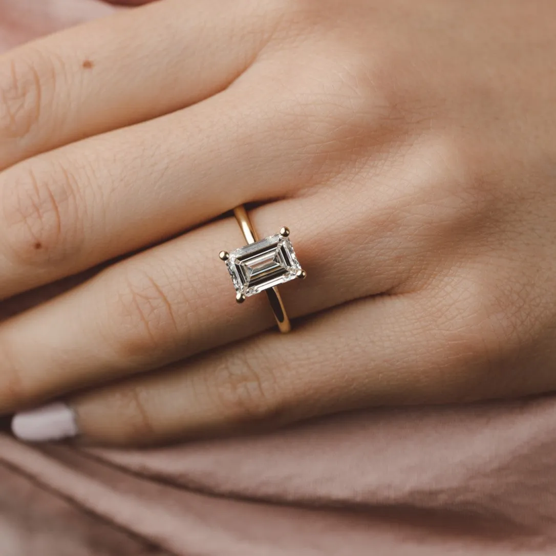 Lara Emerald Diamond Engagement Ring Setting