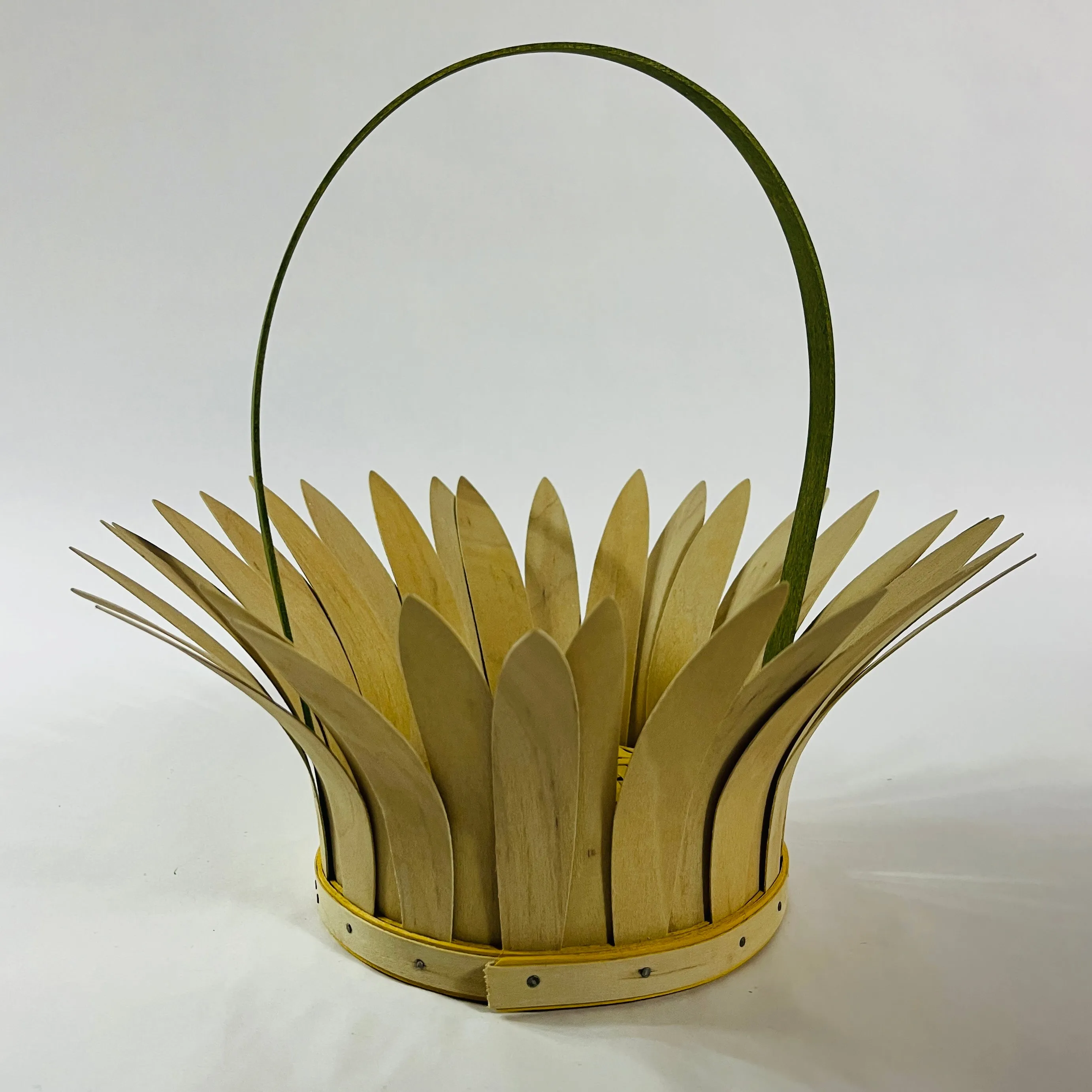 Longinberger Daisy-Shaped Wood Basket