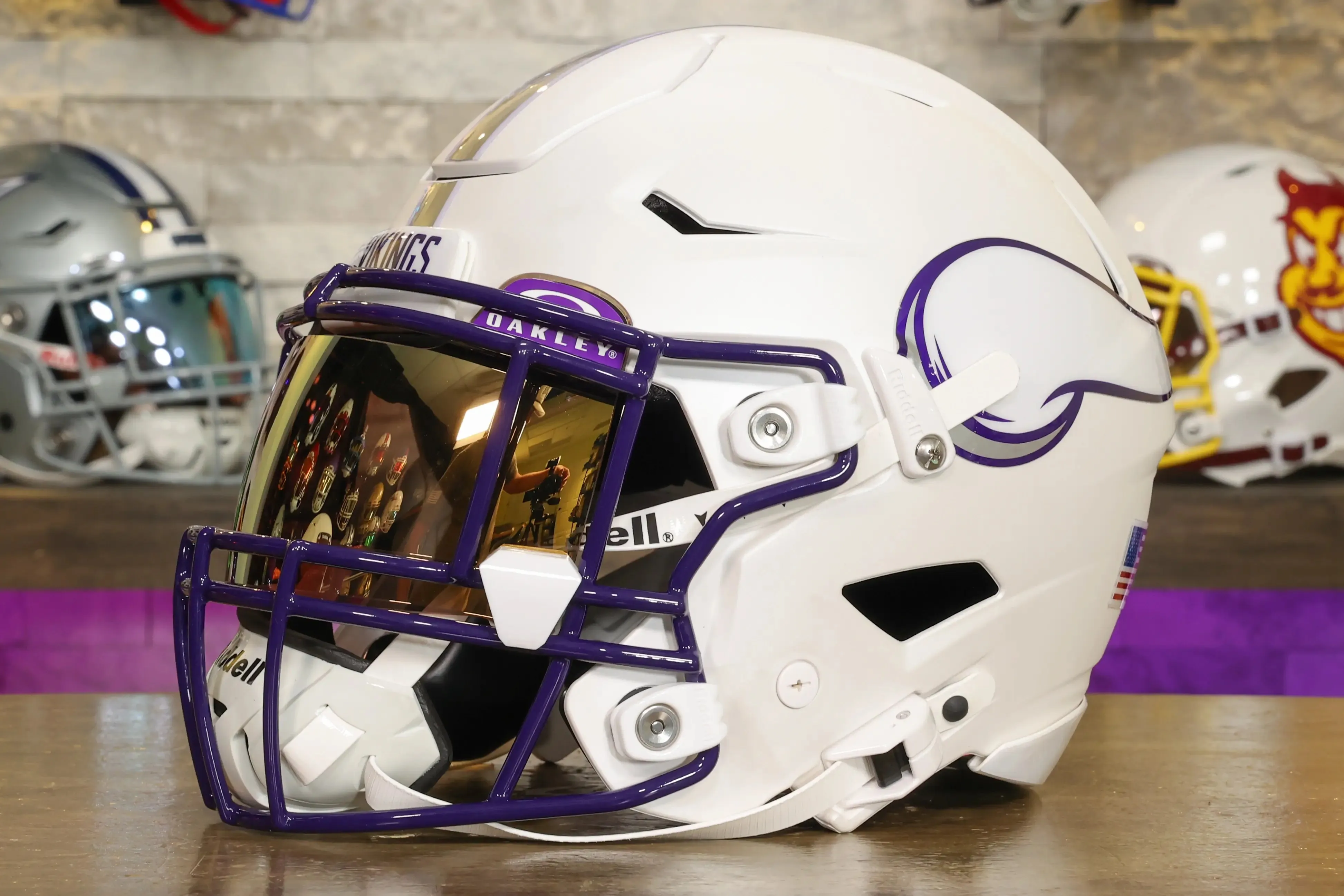 Minnesota Vikings Alternate Riddell SpeedFlex Helmet - Alternate #2 - GG Edition 01099