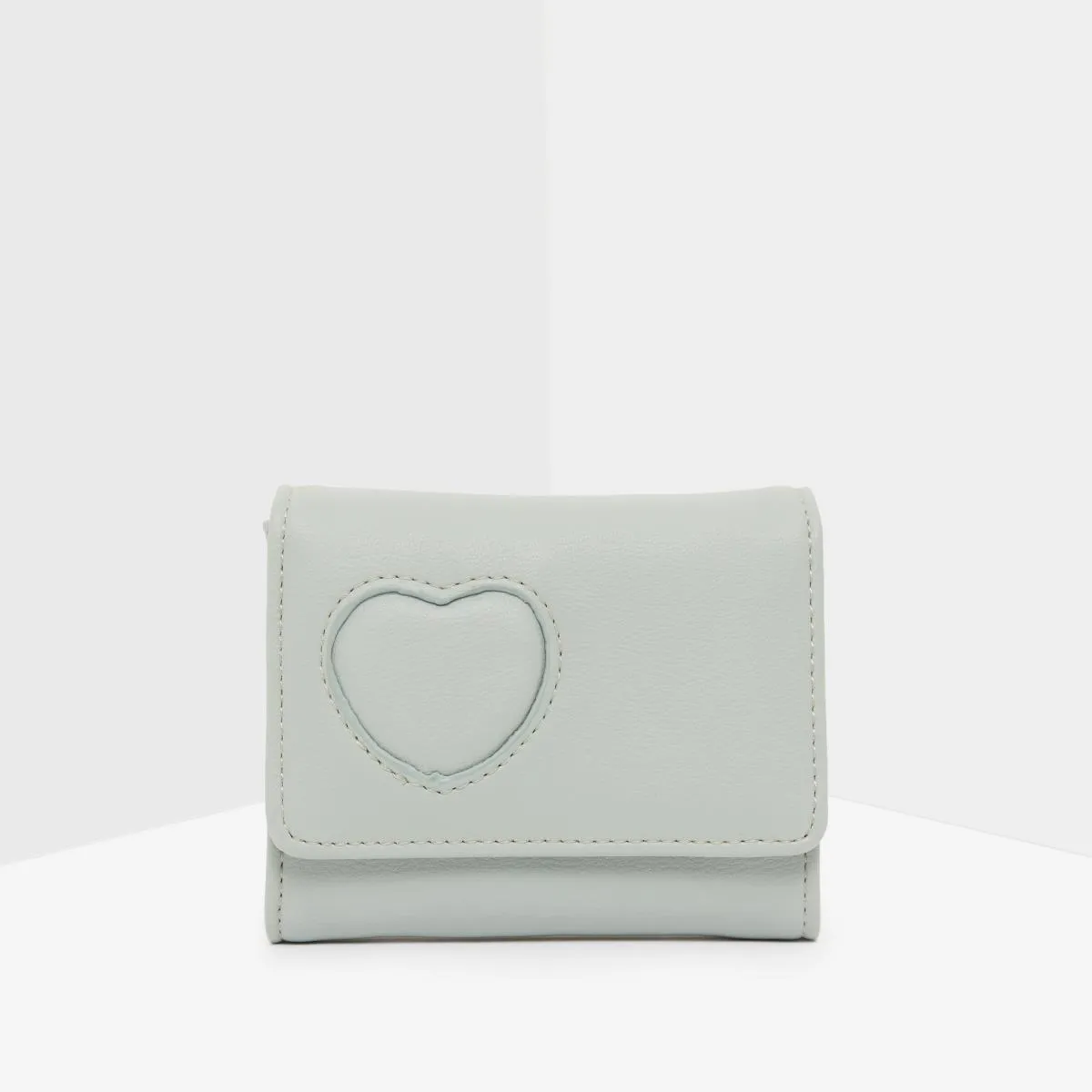 Missy Bi-Fold Wallet with Button Closure Green