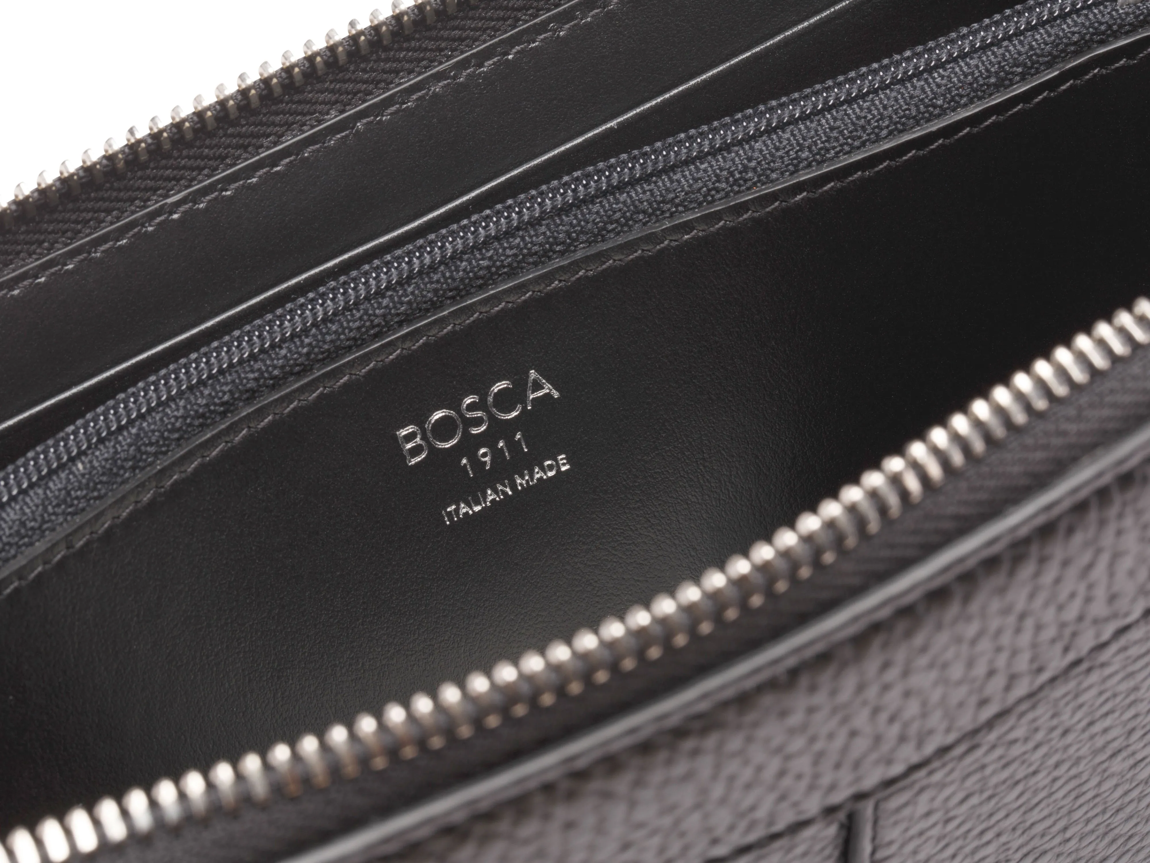 Monfrini 8" Accordion Zip Wallet
