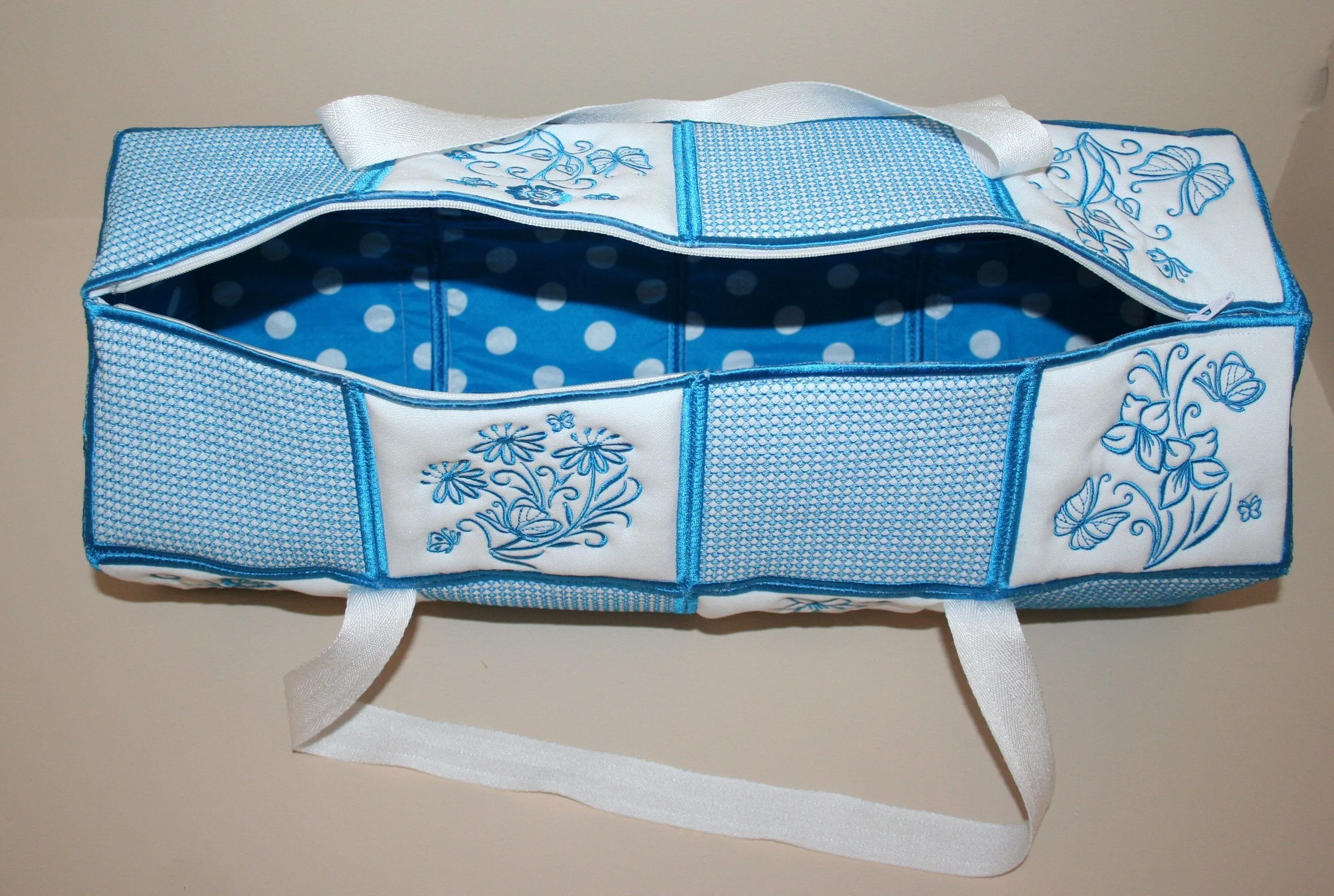 One Touch Kit Bag with Zipper Option