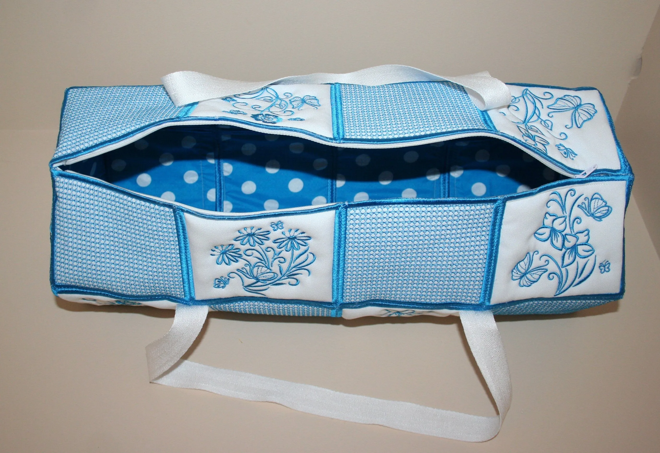 One Touch Kit Bag with Zipper Option