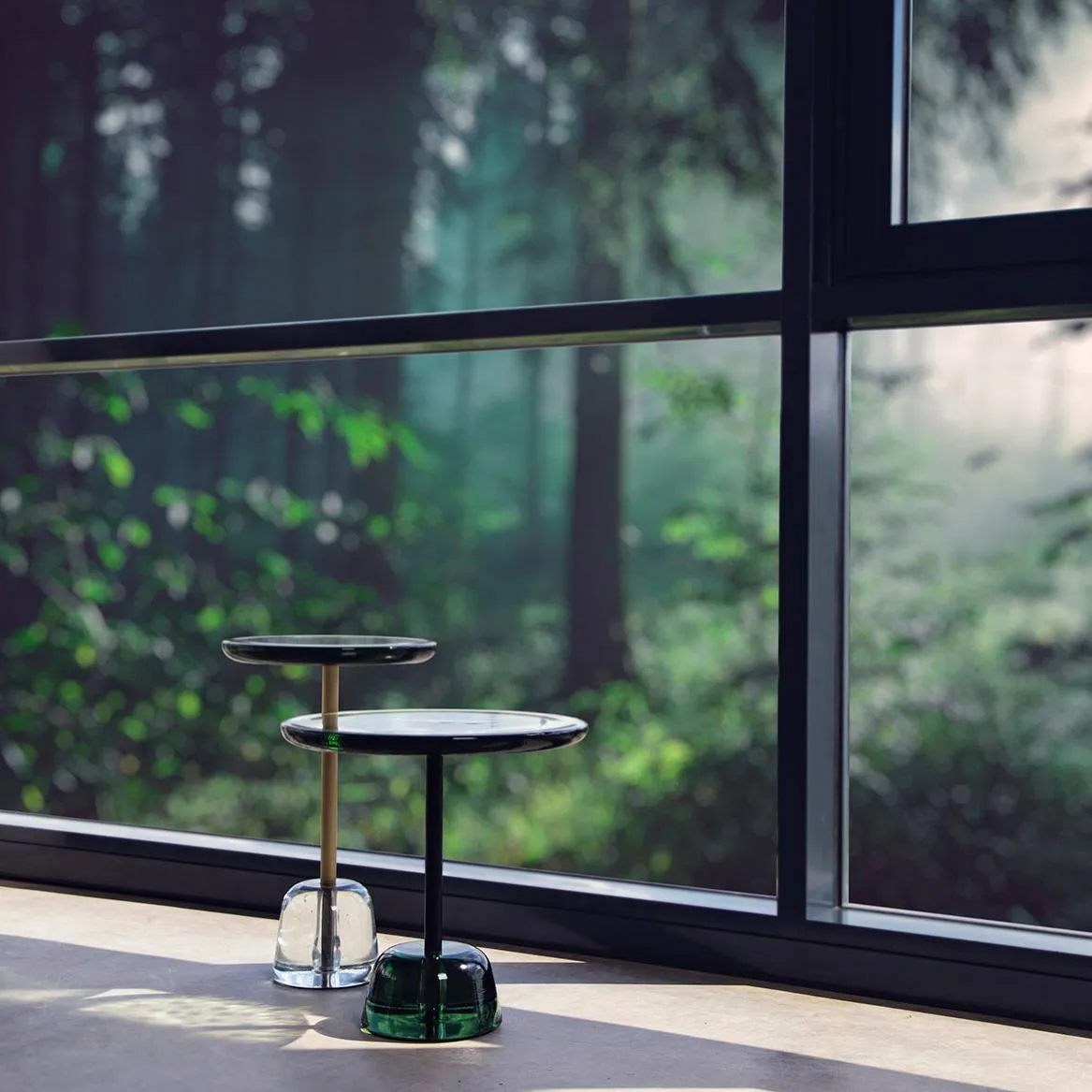 Pina Table
