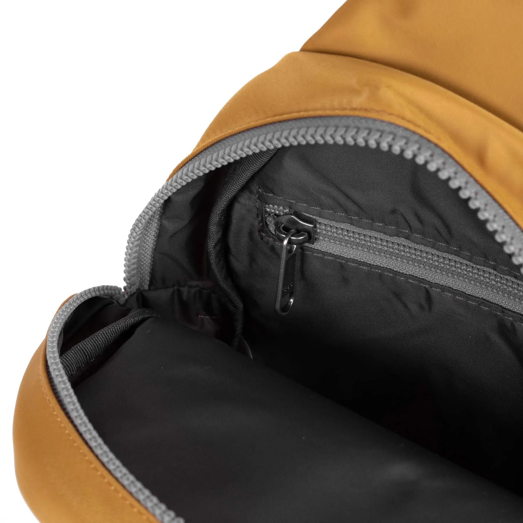ROKA Willesden B Large Recycled Nylon Bag - Corn