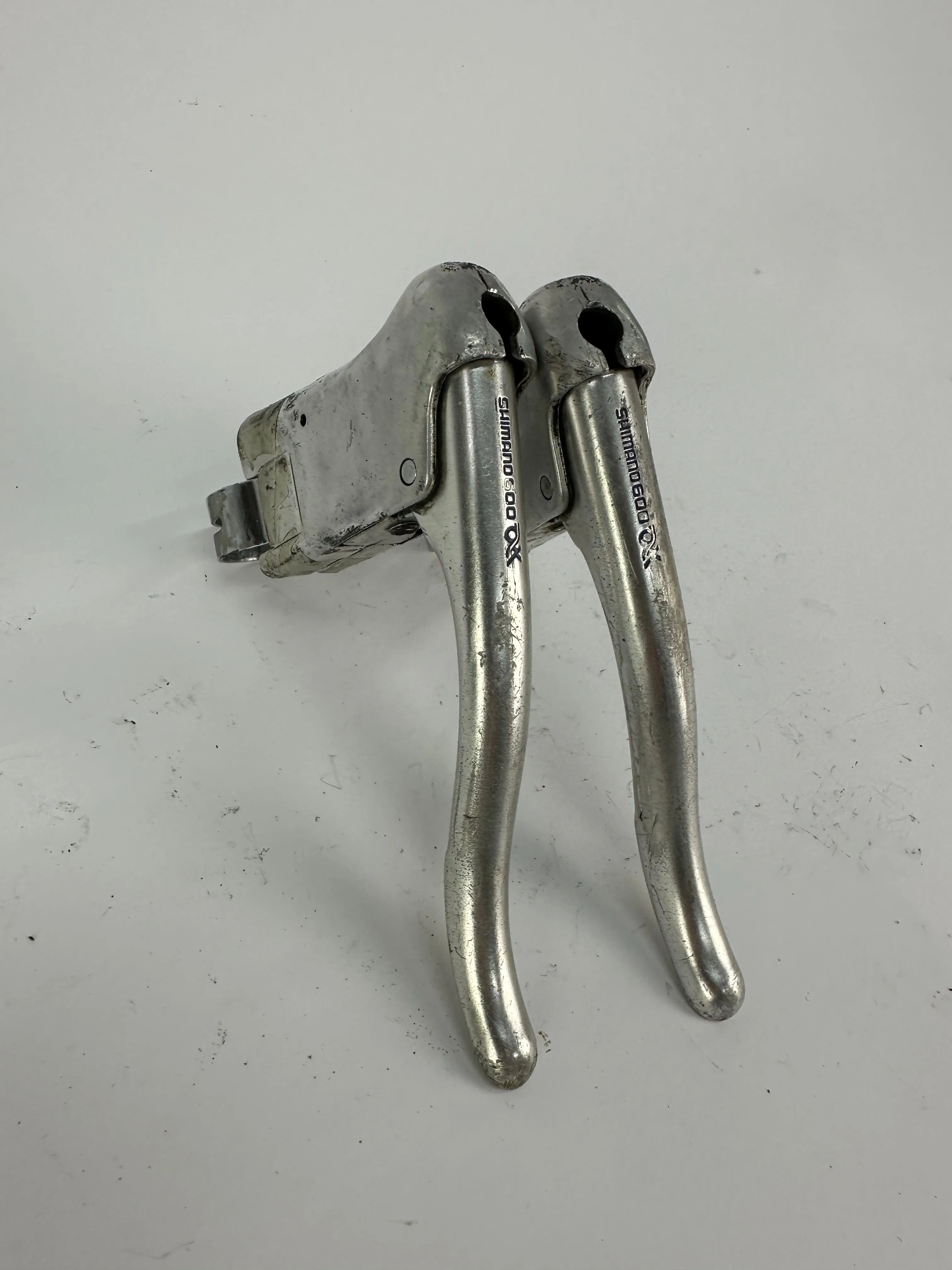 Shimano 600 AX brake levers