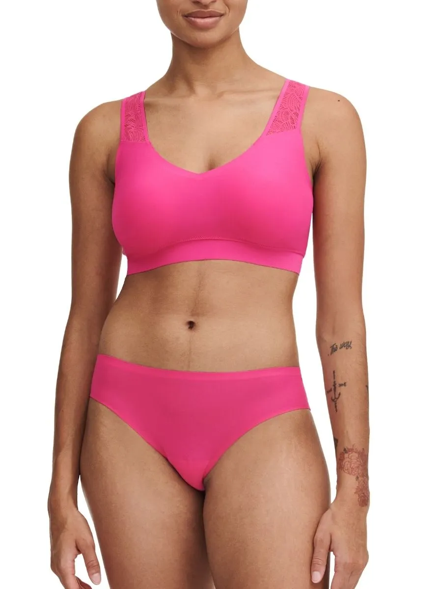 Softstretch Padded Lace Top