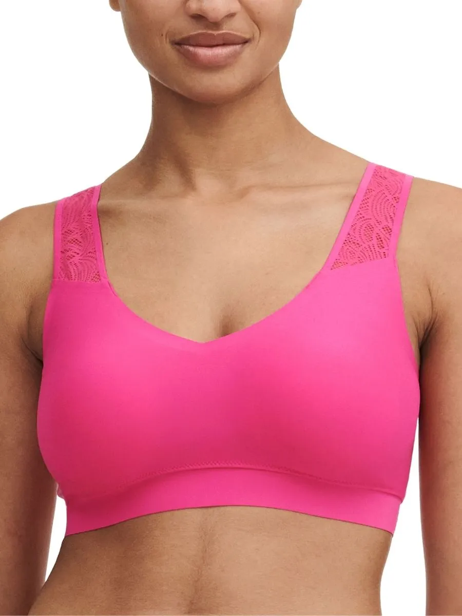 Softstretch Padded Lace Top
