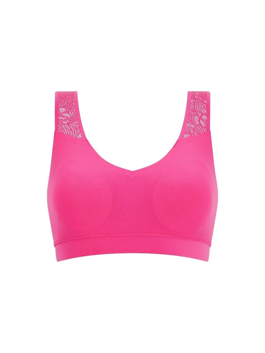 Softstretch Padded Lace Top