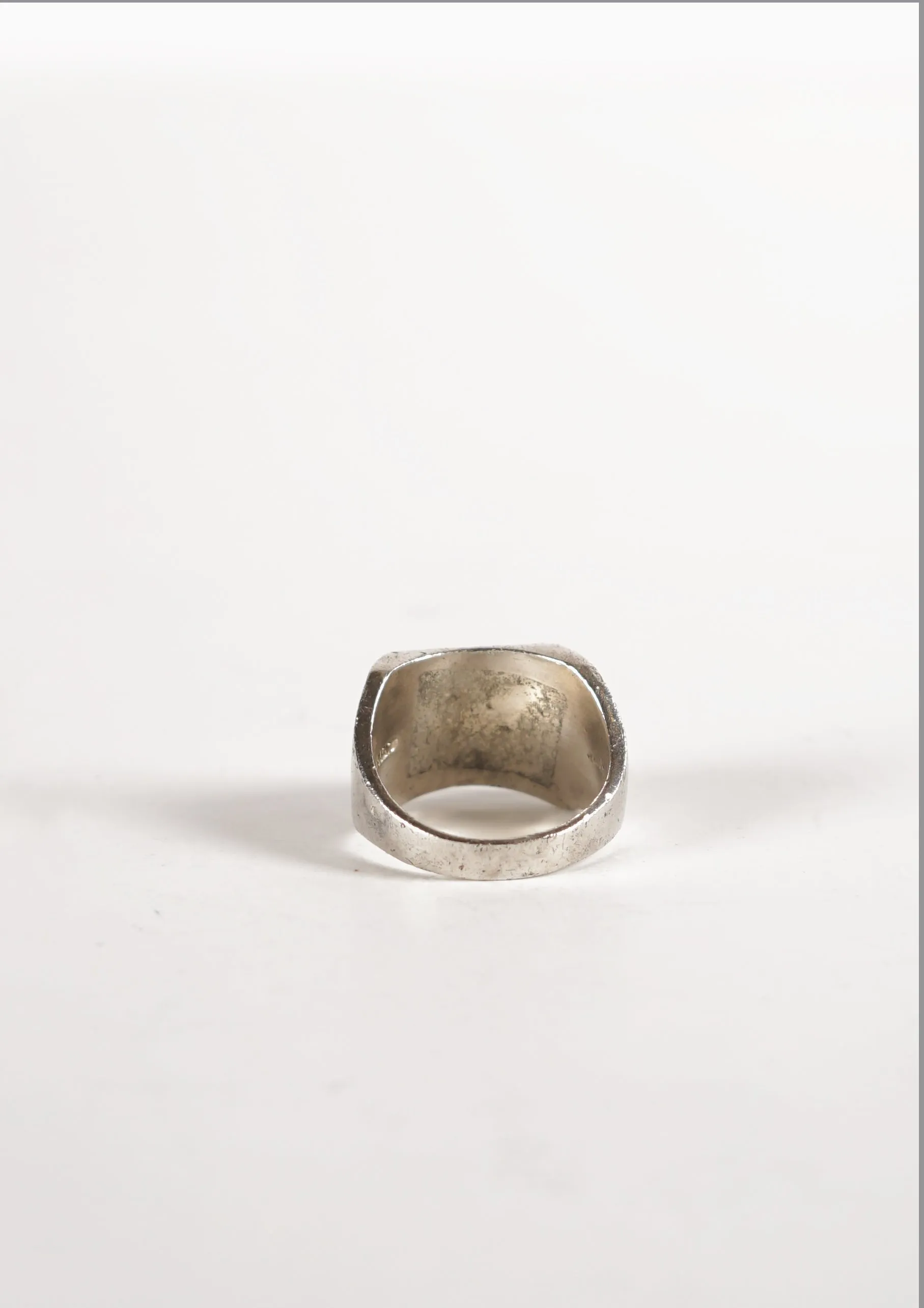 Studs Ring