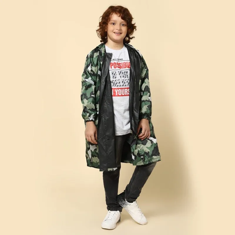 THE CLOWNFISH Felix Series Kids Waterproof PVC Longcoat with Adjustable Hood & Extra Space for Backpack/Schoolbag Holding. Plastic Pouch. Kid Age-9-10 years (Size-36-Light Blue)