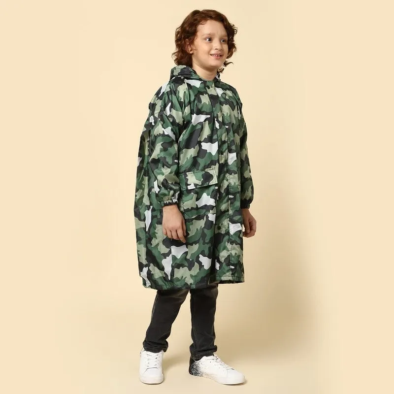 THE CLOWNFISH Felix Series Kids Waterproof PVC Longcoat with Adjustable Hood & Extra Space for Backpack/Schoolbag Holding. Plastic Pouch. Kid Age-9-10 years (Size-36-Light Blue)