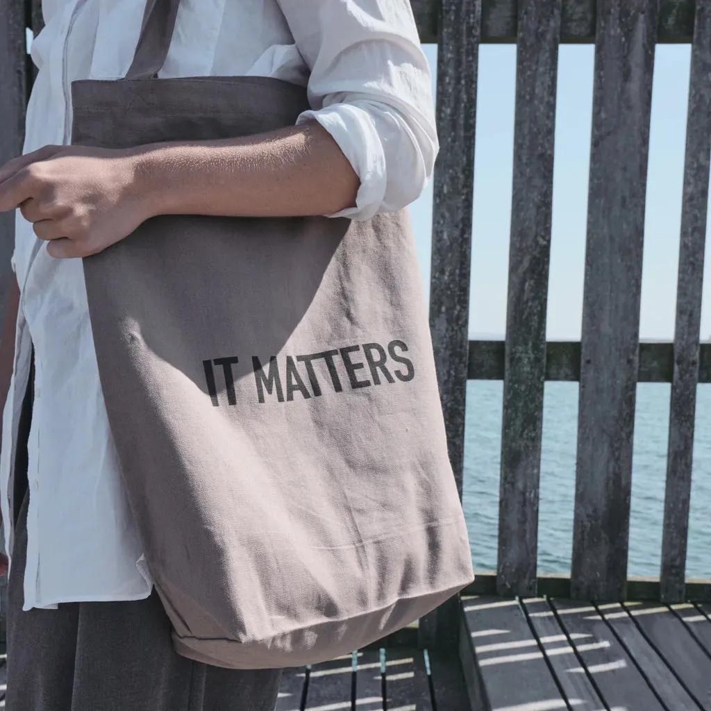 The Organic Company It Matters Bag Dark Grey