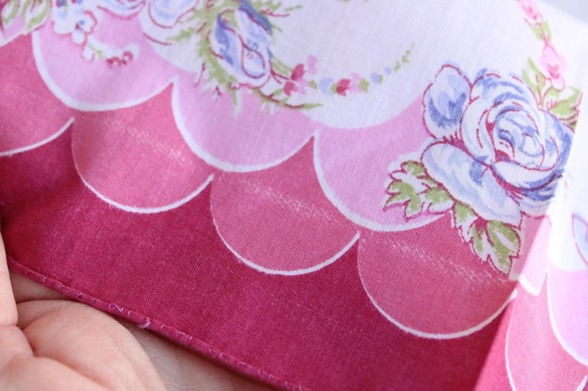 Vintage 1950s Blue Rose Flower Print Cotton Hanky