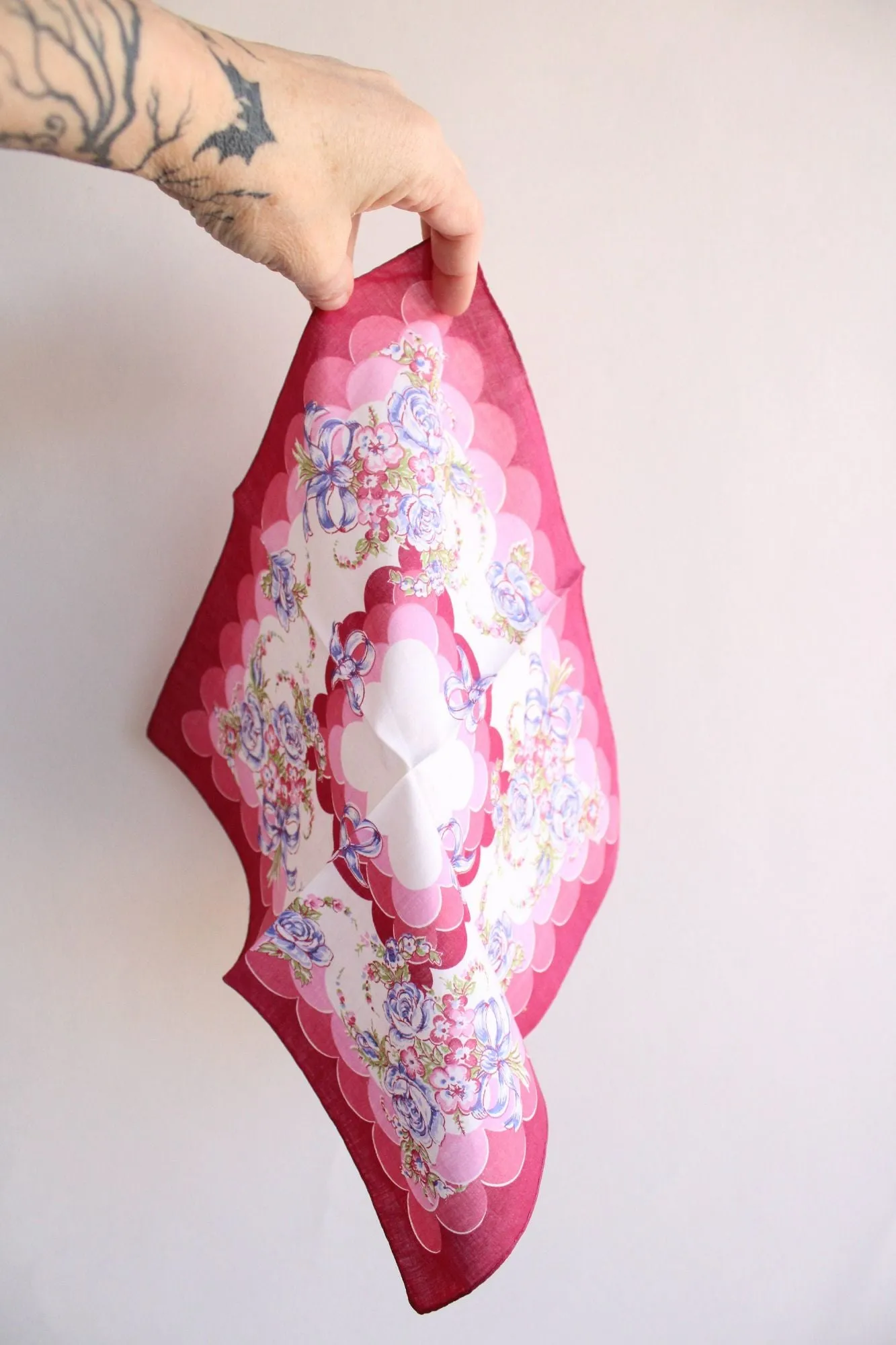 Vintage 1950s Blue Rose Flower Print Cotton Hanky