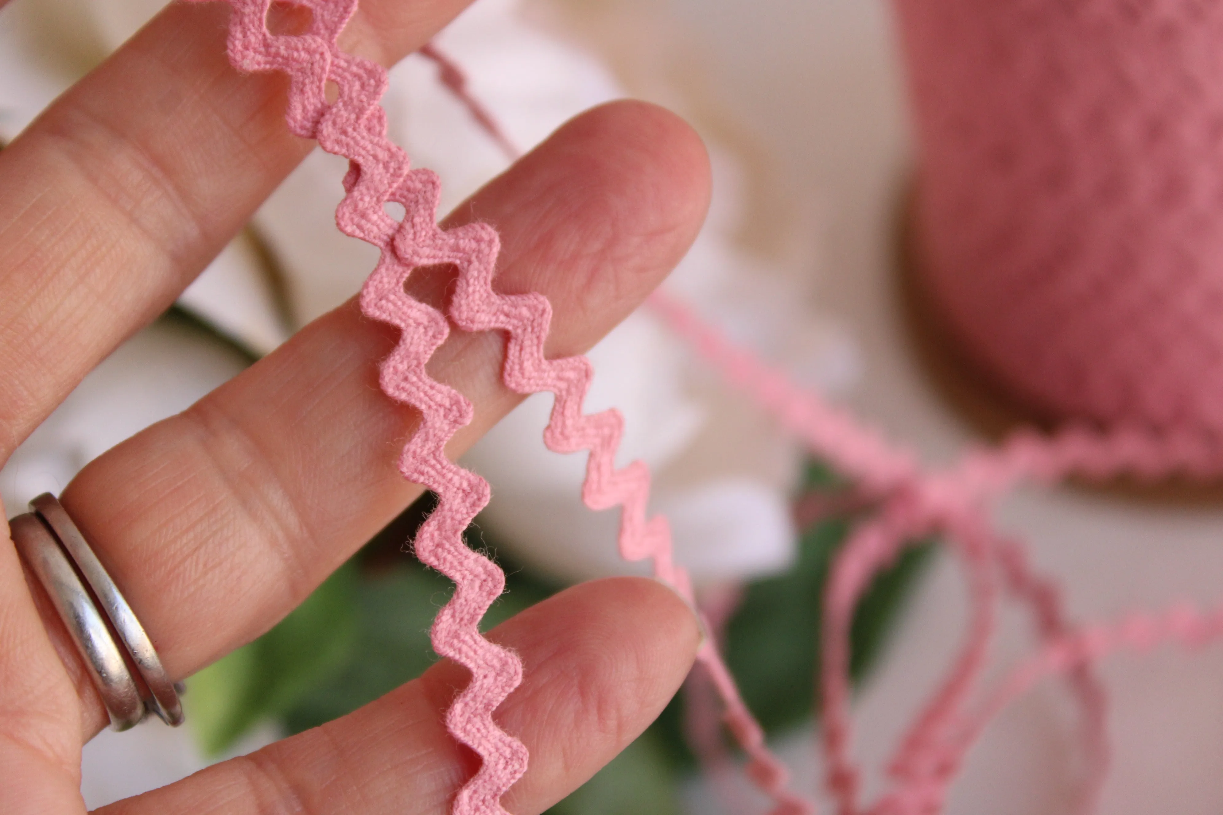Vintage 1960s Pink Ric Rac Trim