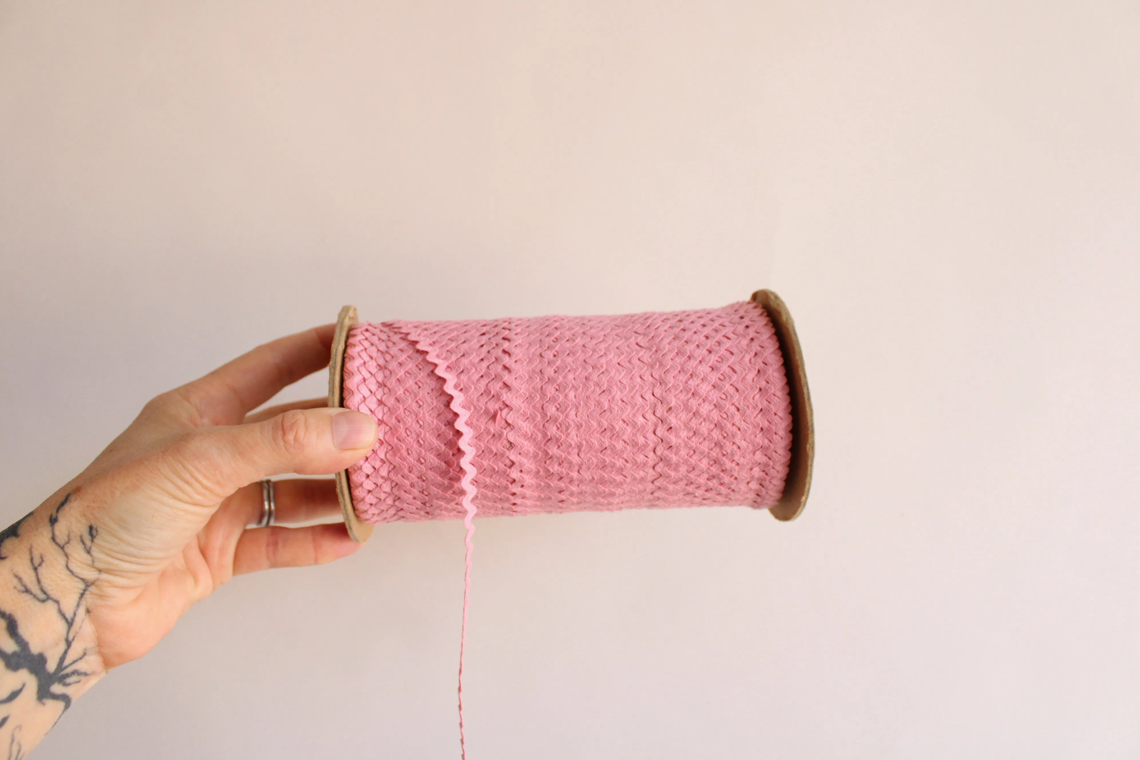 Vintage 1960s Pink Ric Rac Trim