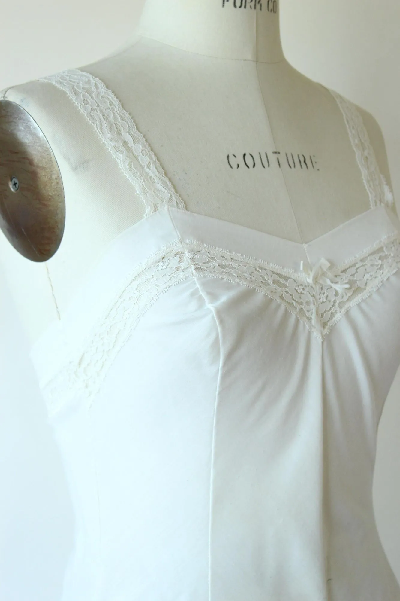 Vintage 1980s 1990s Ivory Cami Slip Top