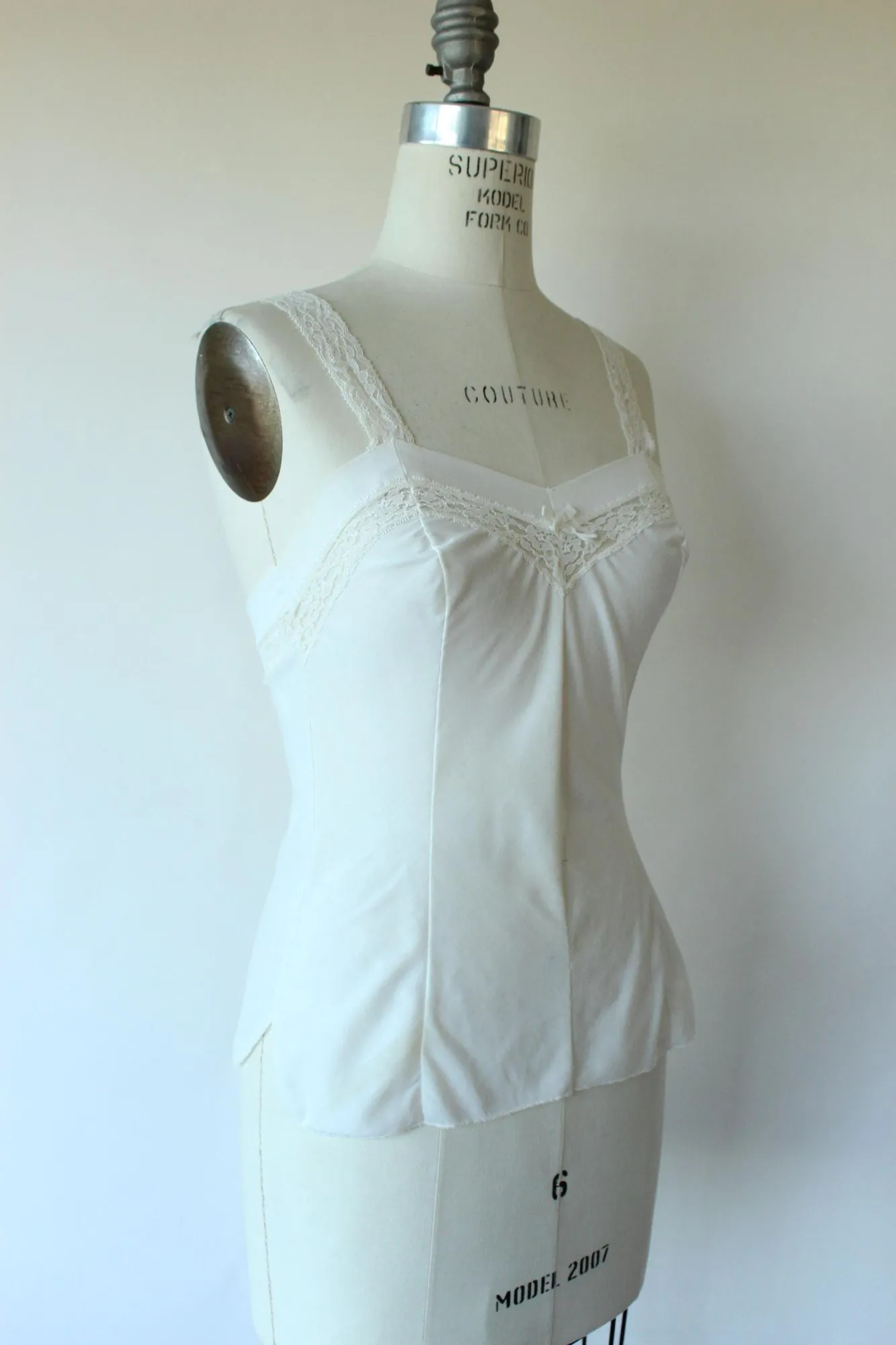 Vintage 1980s 1990s Ivory Cami Slip Top