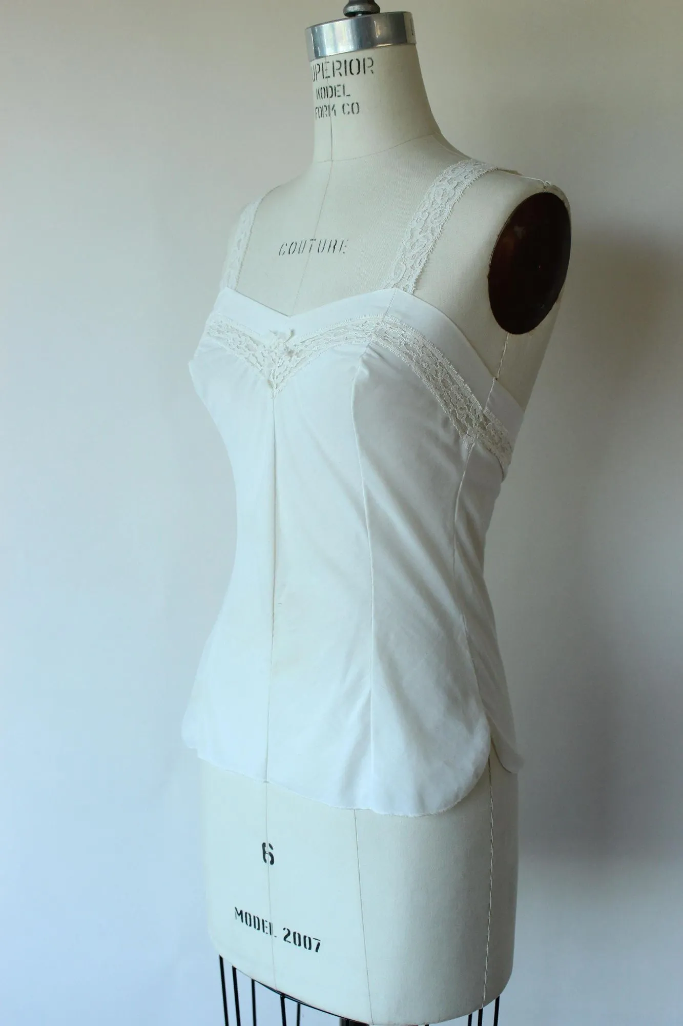 Vintage 1980s 1990s Ivory Cami Slip Top
