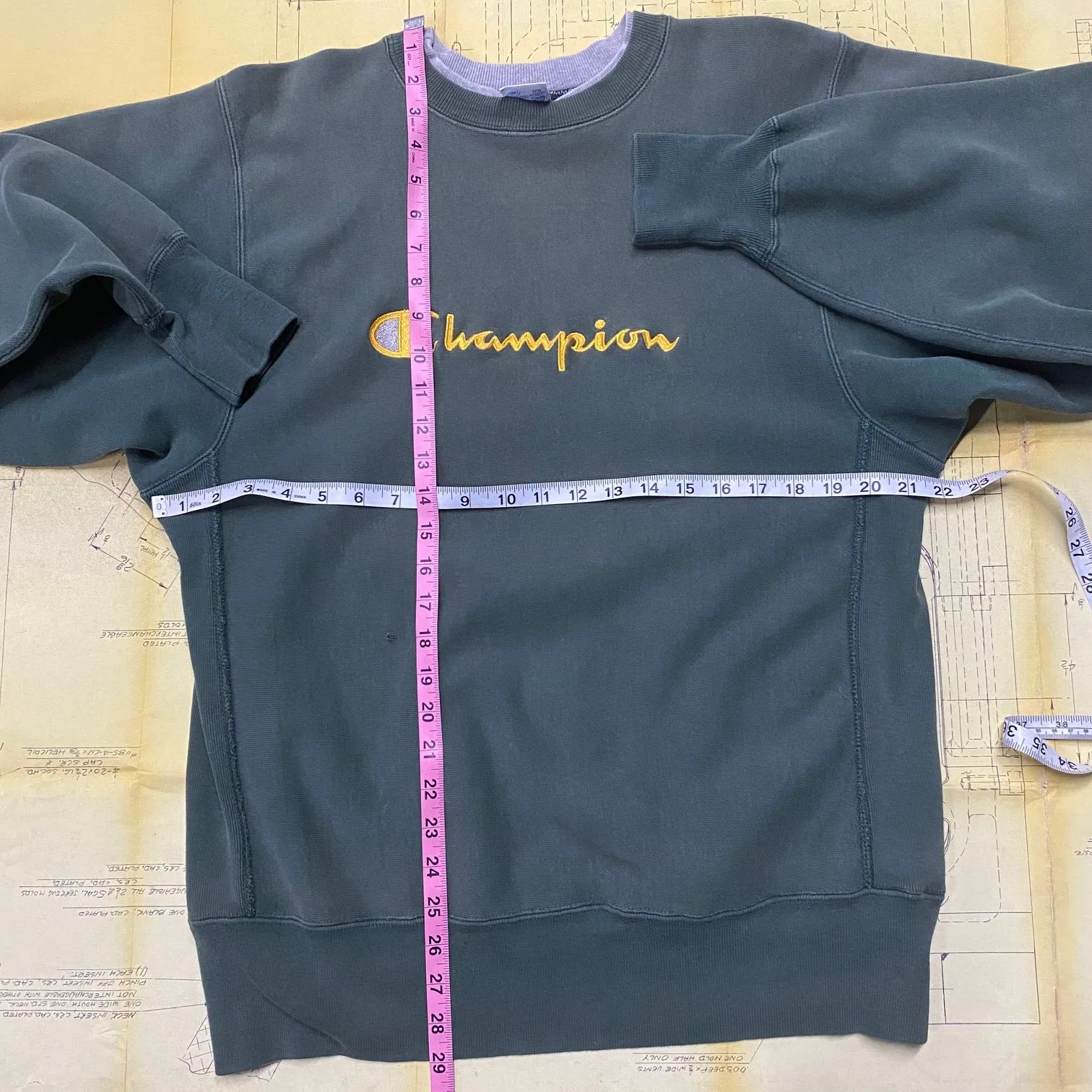 Vintage 1990's Reverse Weave Spellout Champion Crewneck Sweatshirt Size: L