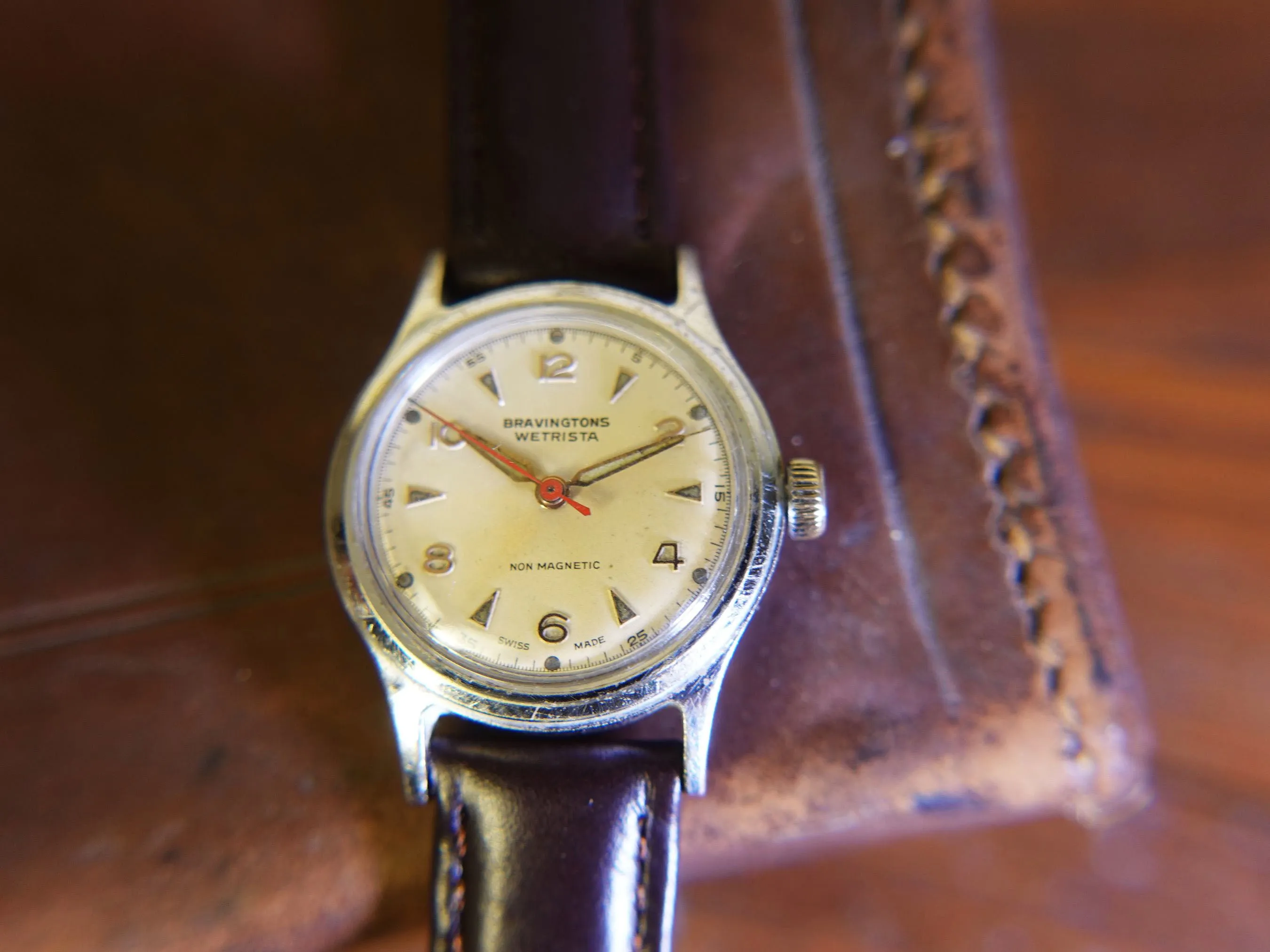 Vintage Bravingtons Wetrista with Dennison case Mens Watch - Working