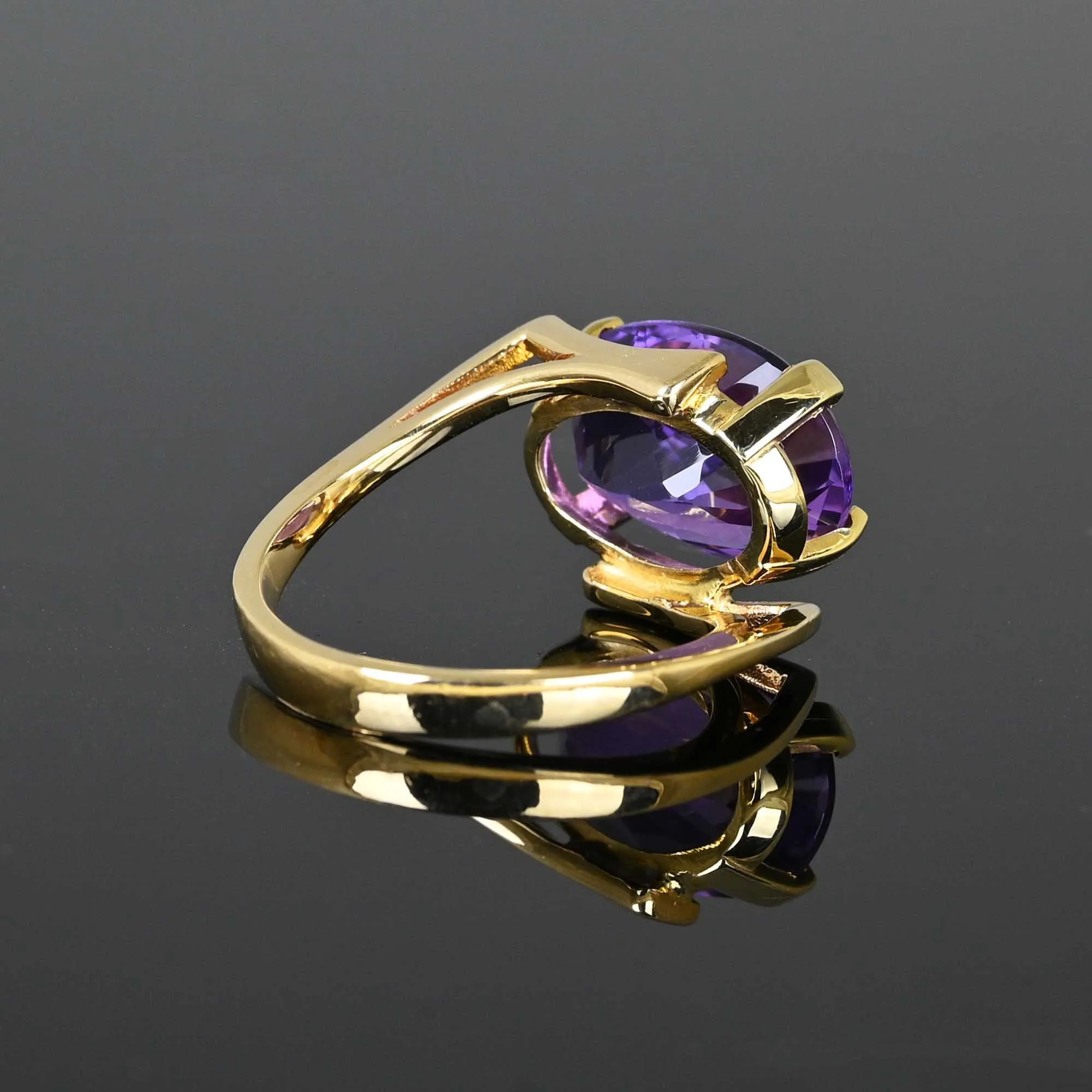 Vintage East West Amethyst 14K Gold Ring