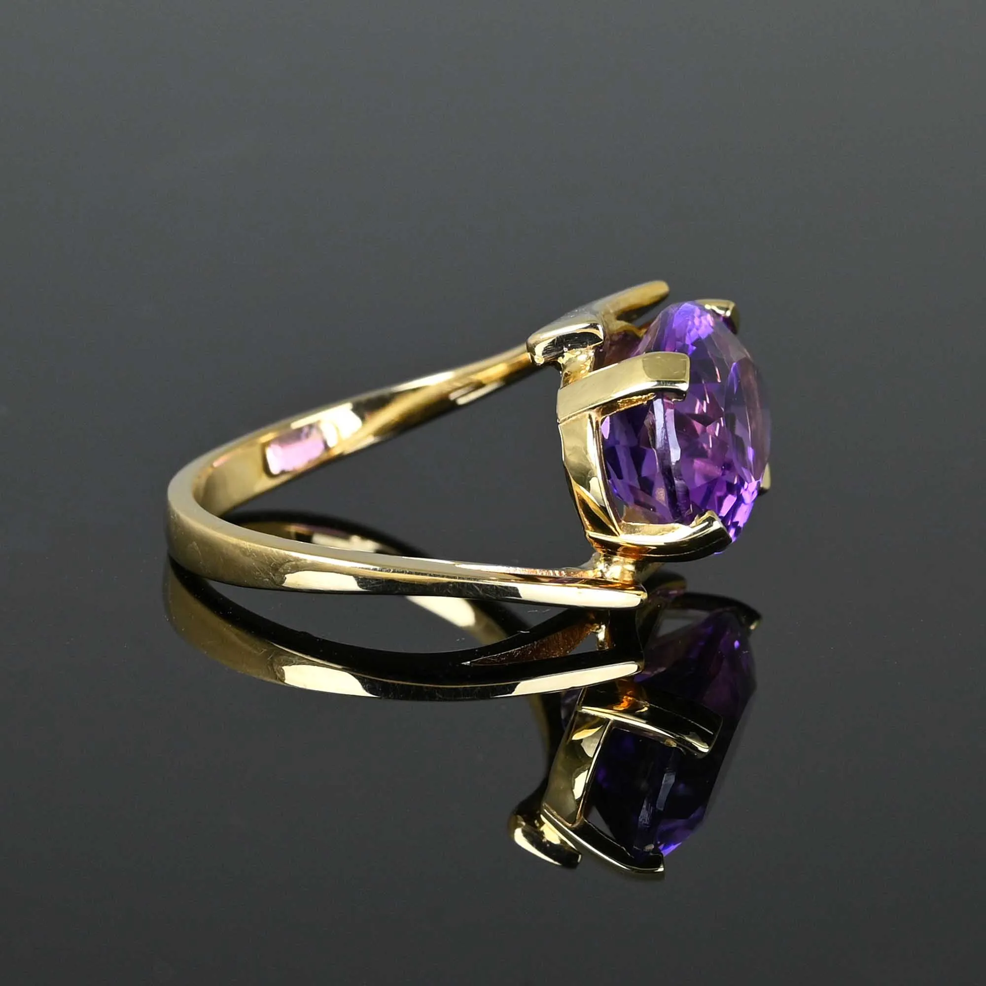 Vintage East West Amethyst 14K Gold Ring
