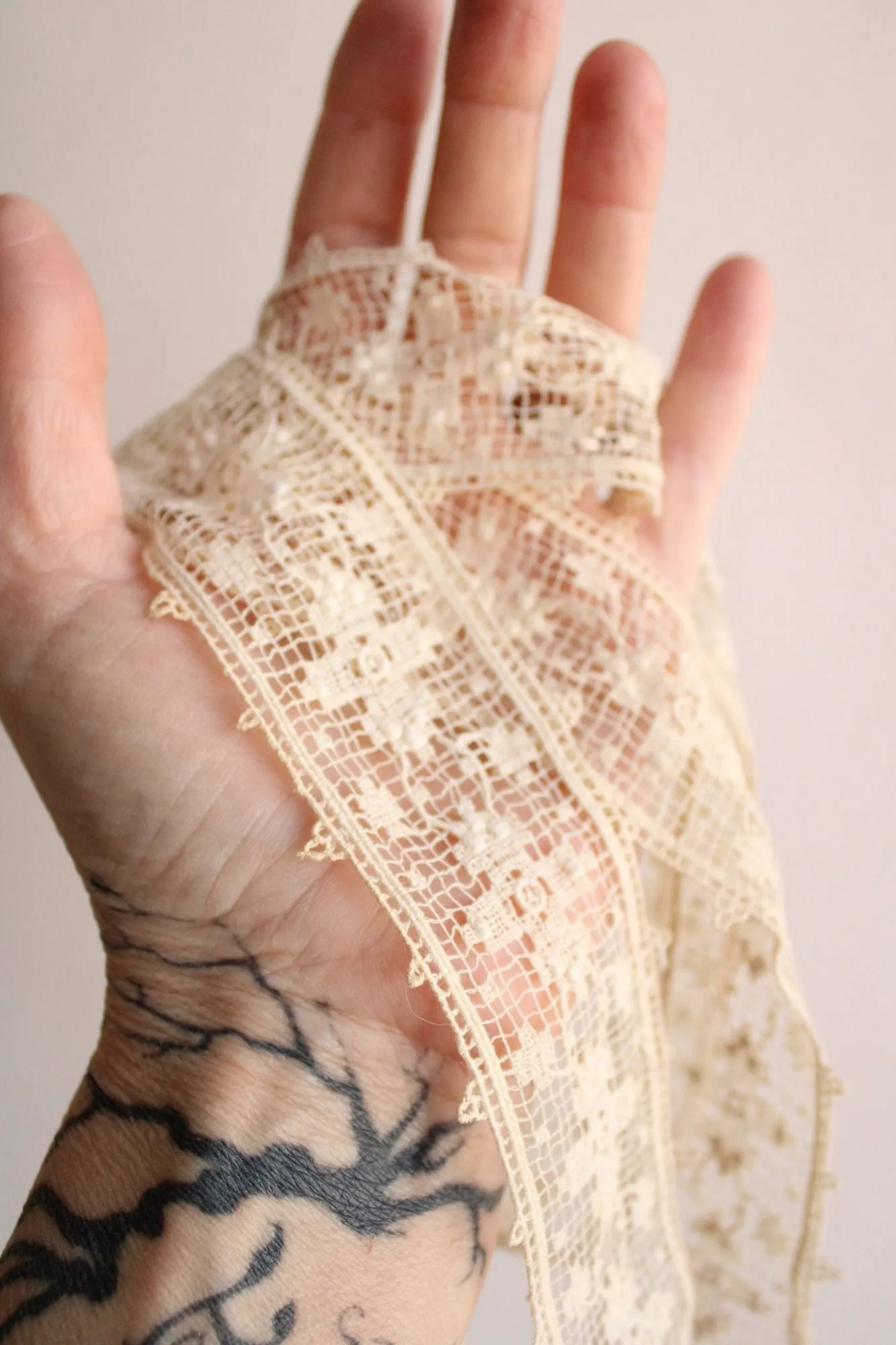 Vintage Edwardian 1900s Lace Ivory Trim 1 5/8", 2 Yards 4" Piece