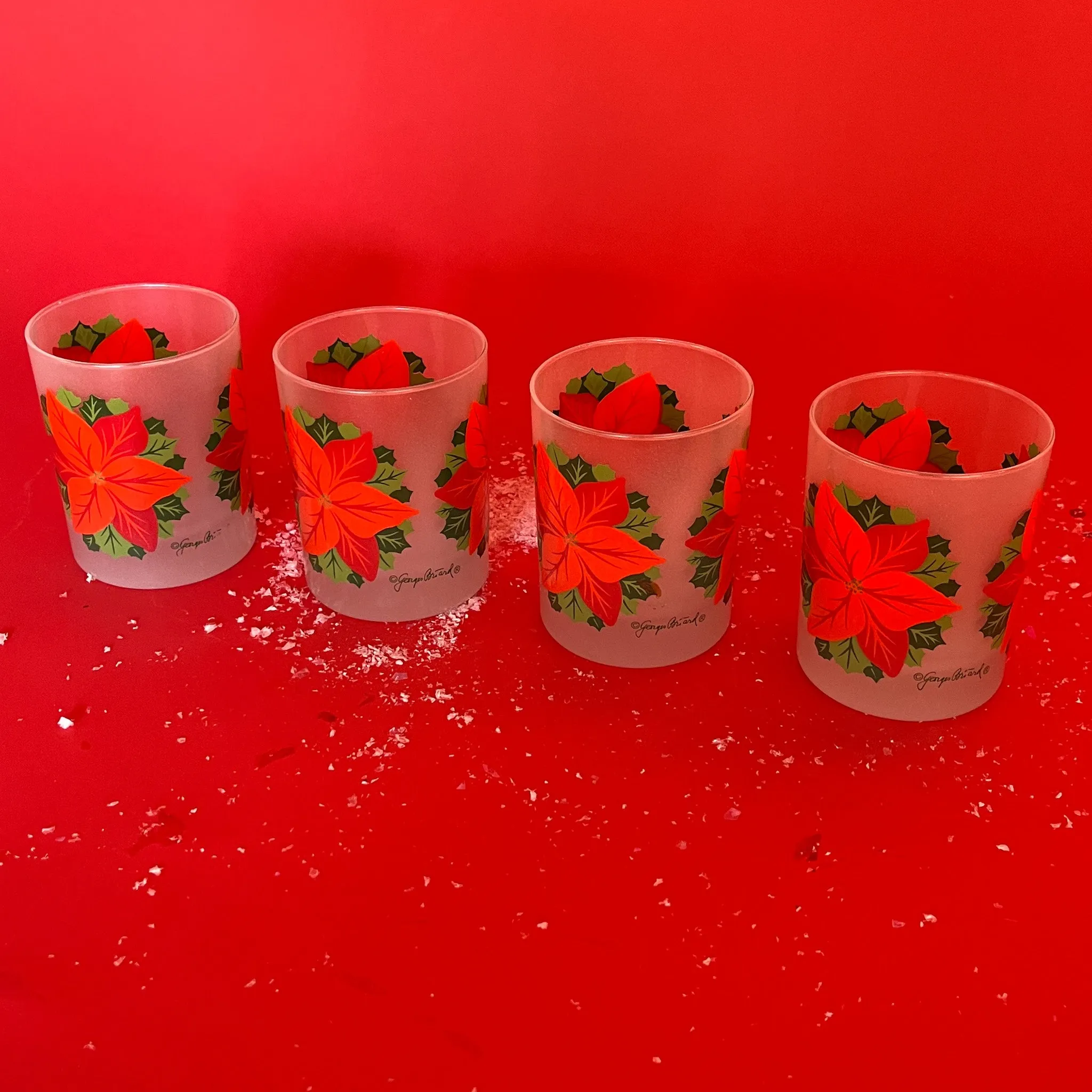 Vintage Frosted Georges Briard Poinsettia Drinks Glasses, Set of 8