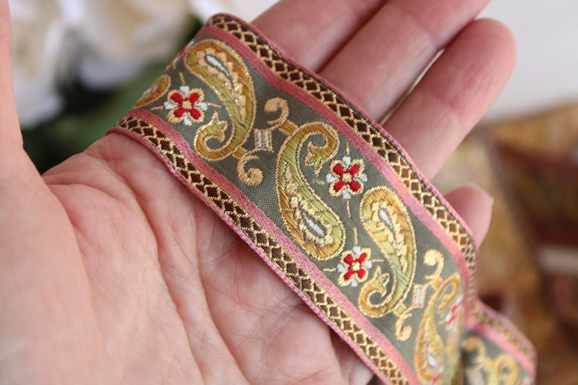 Vintage Jacquard Ribbon Trim, 2 yards long, 1.5 Inch Wide