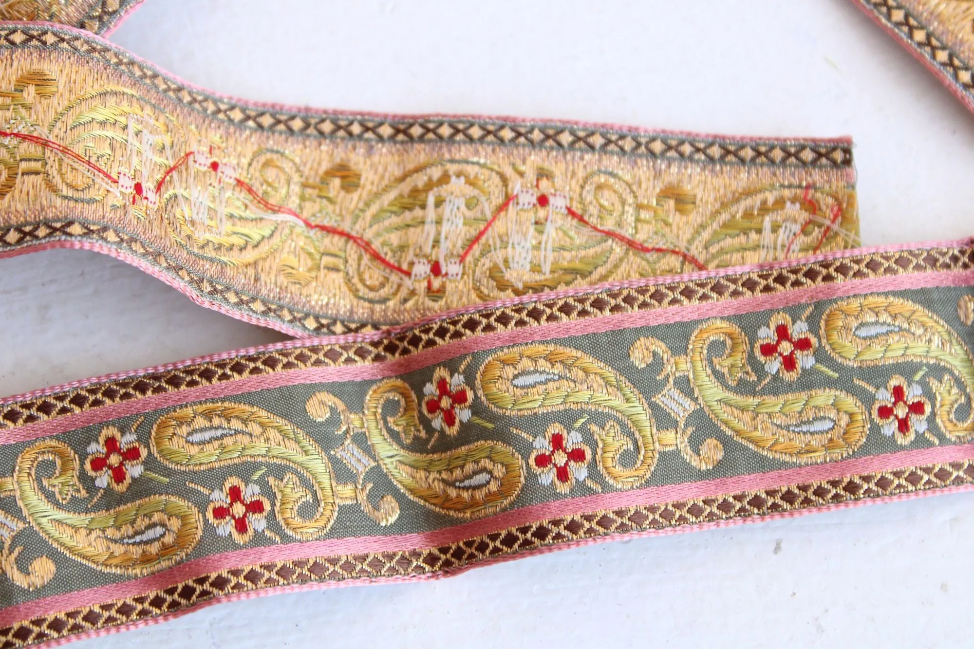 Vintage Jacquard Ribbon Trim, 2 yards long, 1.5 Inch Wide