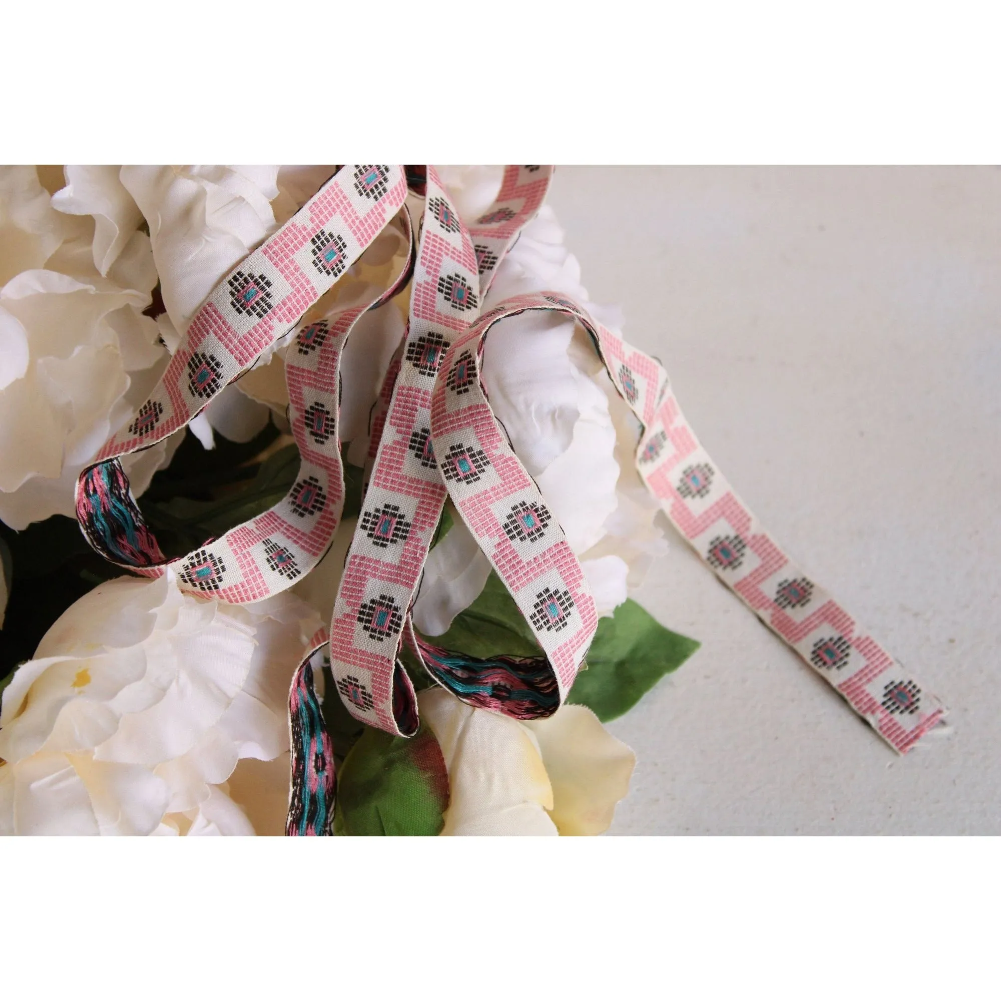 Vintage Jacquard Ribbon Trim, One Yard 24 Inch Piece .75 Inch Wide