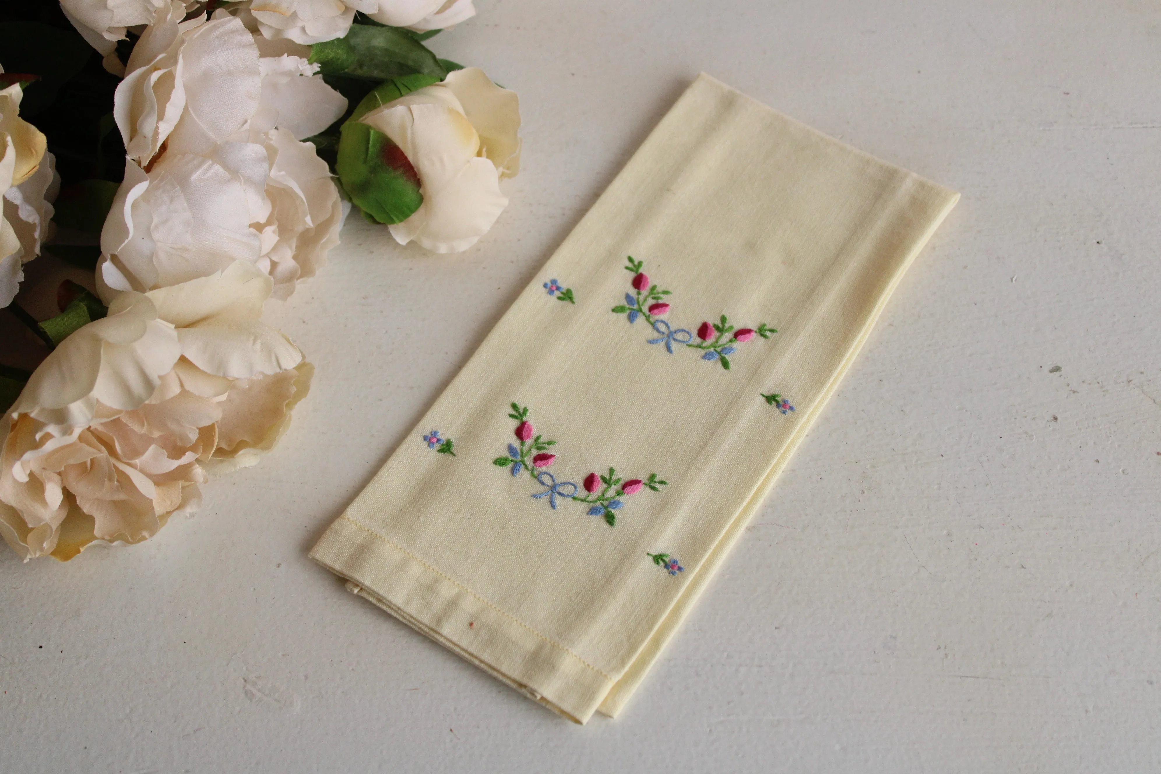 Vintage Yellow Fingertip Towel