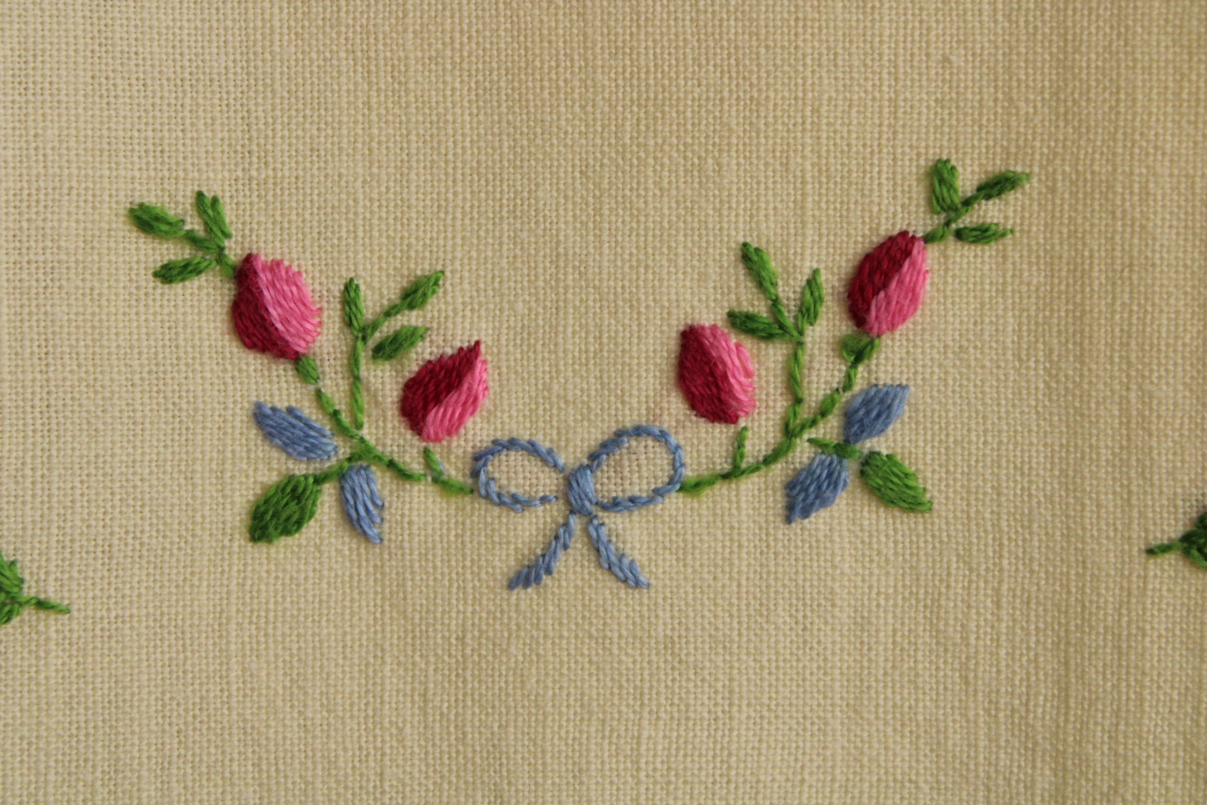 Vintage Yellow Fingertip Towel