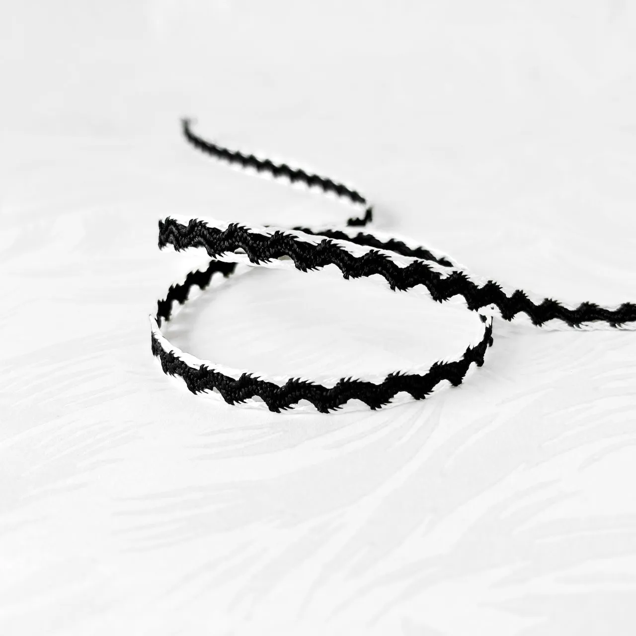 Zig Zag Center Braid - Multiple Colorways